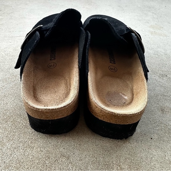 Cushionaire Granola 2 Suede Black Platform Clog Women’s Size 9 W - Picture 10 of 13